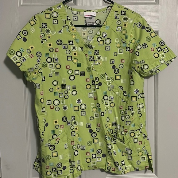 Scrubstar scrub top - Picture 1 of 3